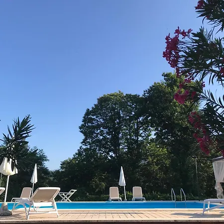 Di Lusso In Riccardo Вилла Барга